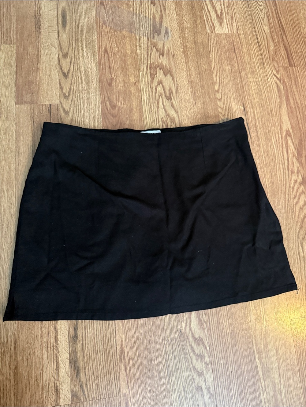 Classic Black Linen Women's Mini Skirt - Sleek Everyday Style (built in shorts)